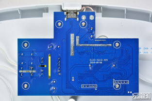 摩米士Power Q.Power UV Box无线充PCBA方案板深度拆解报告